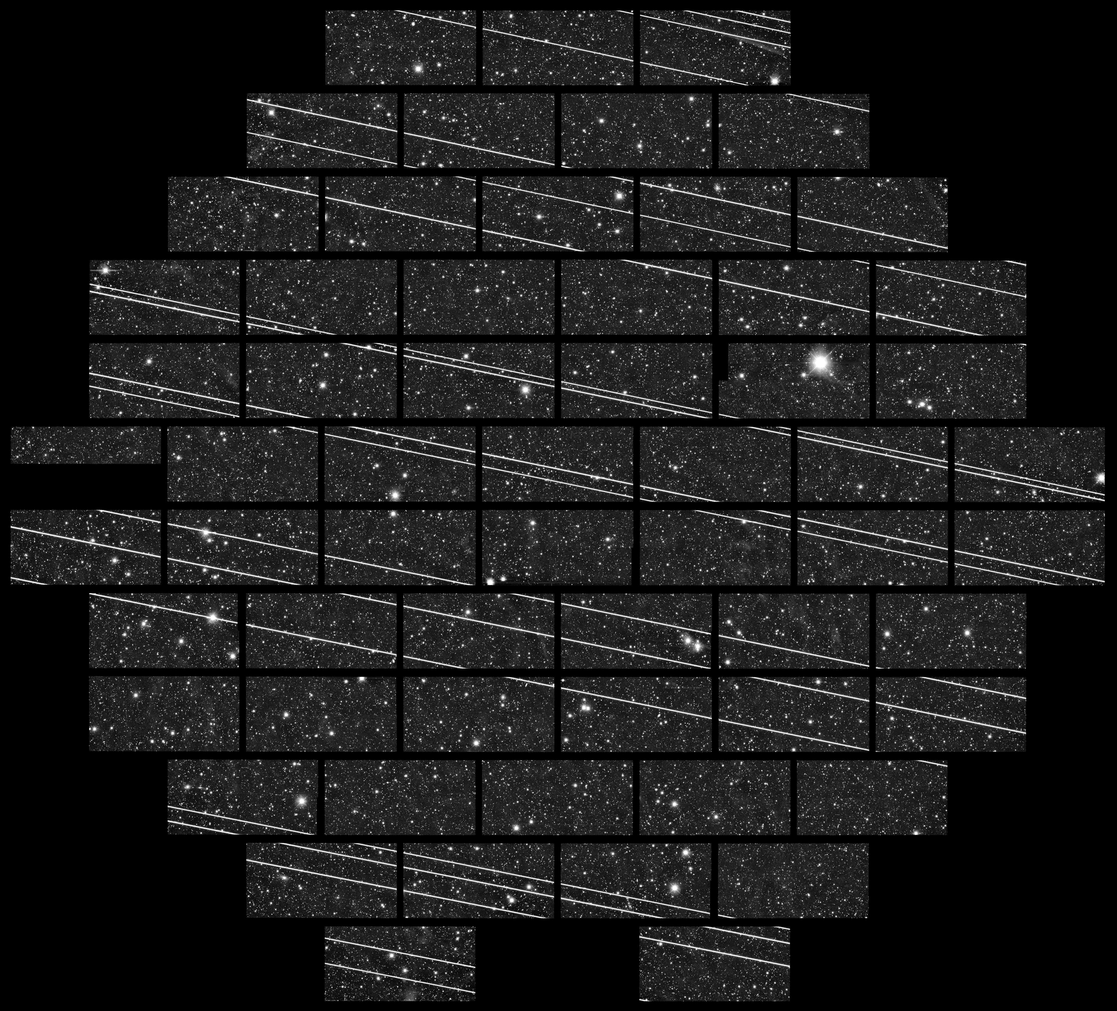 Starlink satellite trails, a symbol of the race for orbital infrastructure