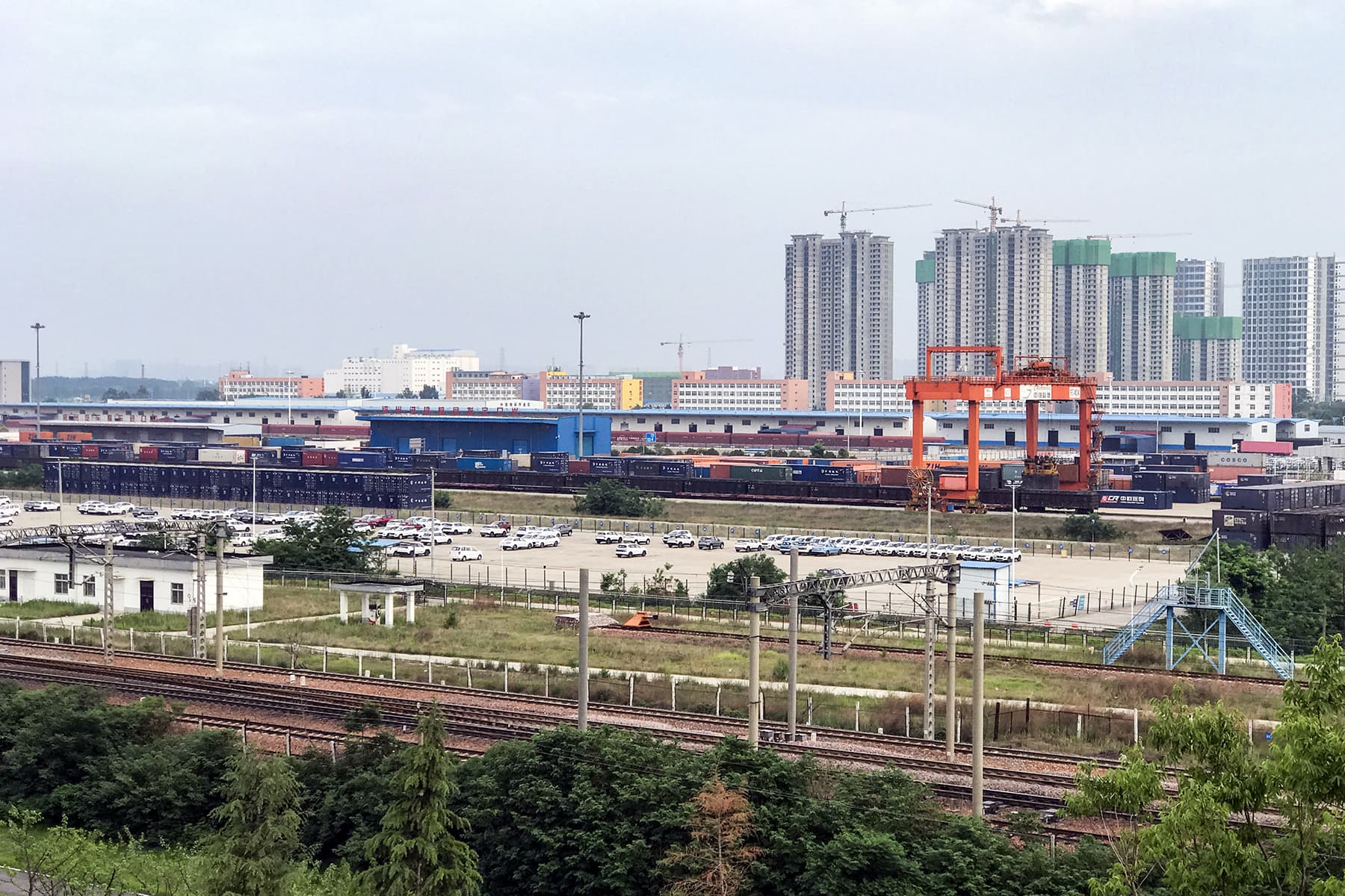 Zhengzhou container terminal, the inland logistics layer connecting Chinese factories with global markets